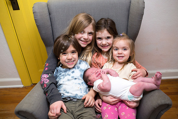 0405LiamsNewbornPictures-24