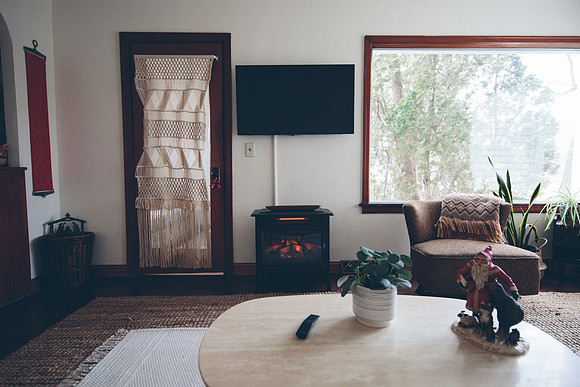 1217AirbnbEdgerton-36